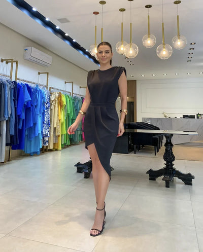 Vera – La Robe Statement Intemporelle